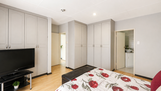 3 Bedroom Property for Sale in Pentagon Park Free State